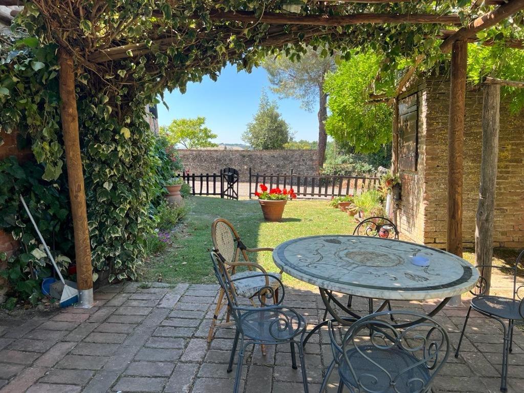 Casale Le Querce Apartment Castelnuovo Berardenga Exterior photo